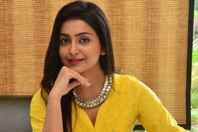 avantika-stills-for-an-interview